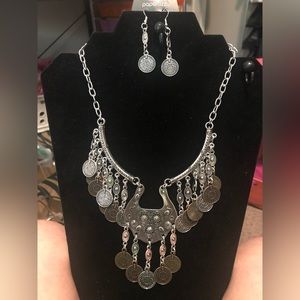 Paparazzi Statement necklaces sets necklace and earring sets.